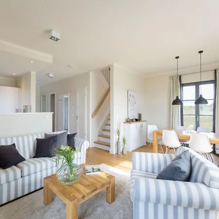 Reetland Am - Premium Reetdachvilla Mit 3 Schlafzimmern, Sauna Und Kamin E10 Holiday home Dranske