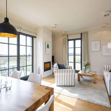 Reetland Am - Premium Reetdachvilla Mit 3 Schlafzimmern, Sauna Und Kamin E10 * Dranske