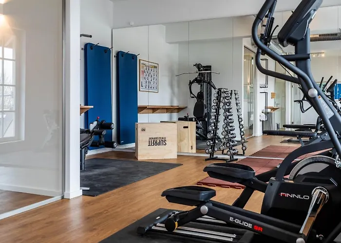 Reetland Am - Premium Reetdachvilla Mit 3 Schlafzimmern, Sauna Und Kamin E10 펜션